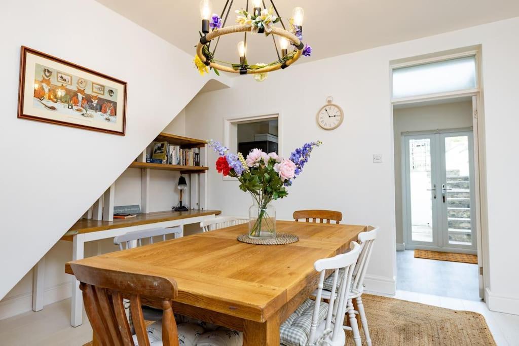 Pure B - Welcoming Bath City 3 Bed House Free Parking & Wifi Dış mekan fotoğraf