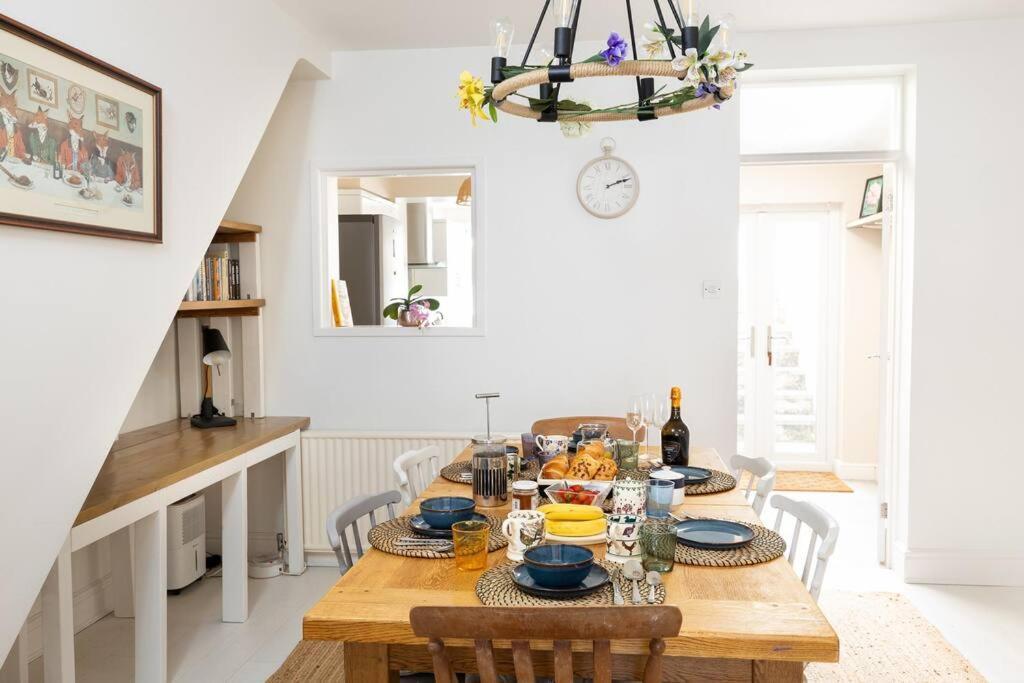 Pure B - Welcoming Bath City 3 Bed House Free Parking & Wifi Dış mekan fotoğraf